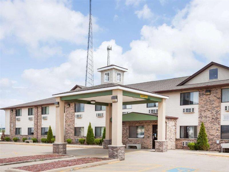 Motel Super 8 By Wyndham Mclean/bloomington Sw 2*