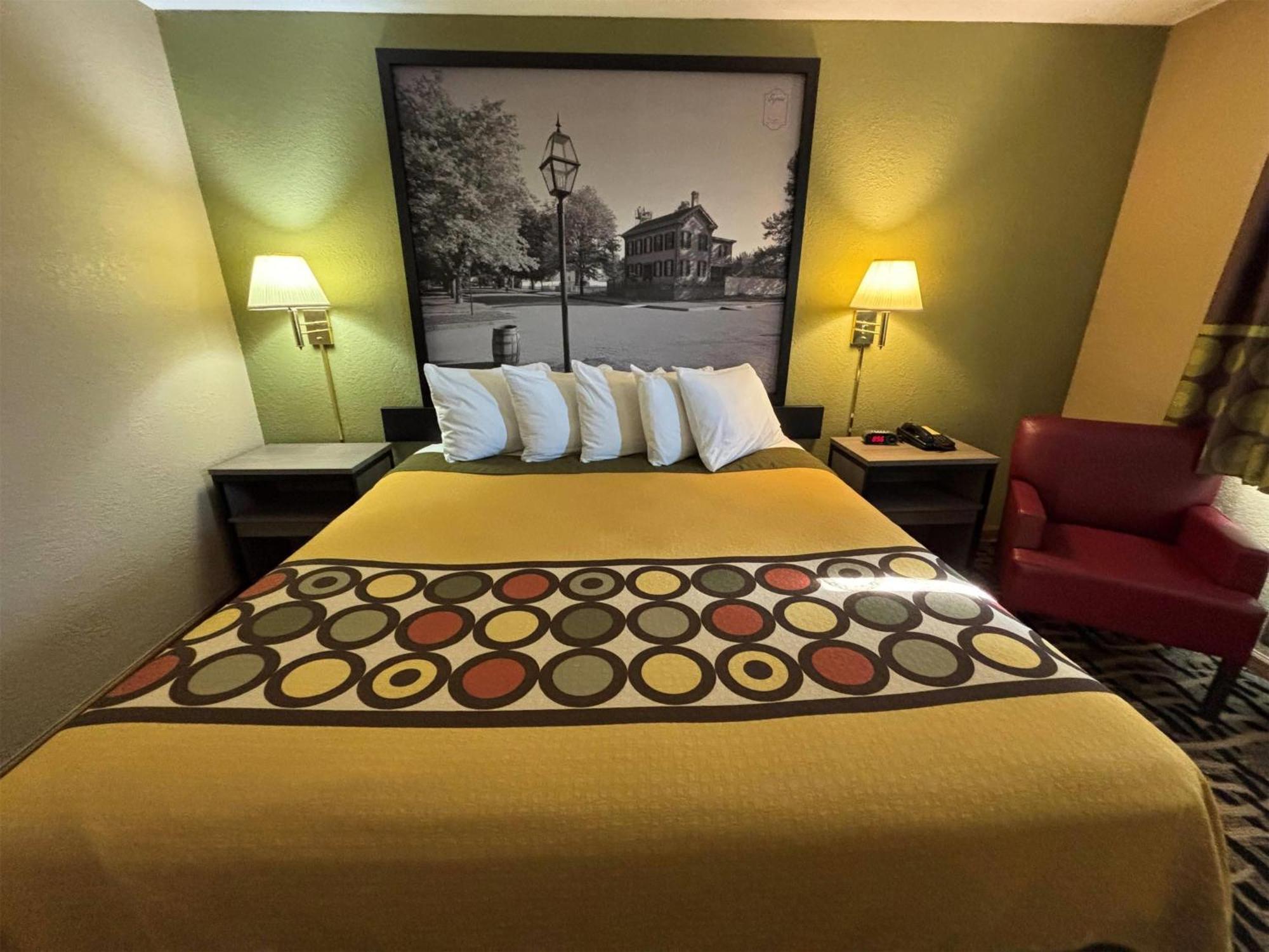 Motel Super 8 By Wyndham Mclean/bloomington Sw McLean